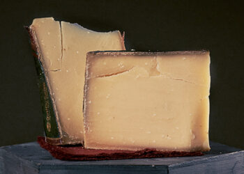 This is a picture of Grand Cru Suroix cheese, featured at Fromagination