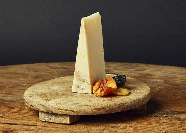 This is a picture of Haus Select Cheddar cheese, featured at Fromagination
