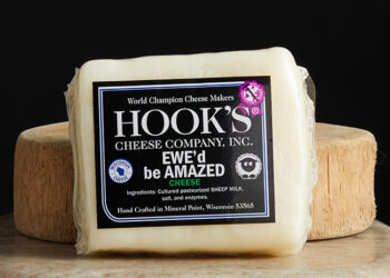 This is a picture of Hook's EWE'd be AMAZED cheese, offered by Fromagination.