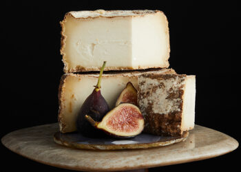 This is a picture of Rebel Miel cheese, featured at Fromagination.