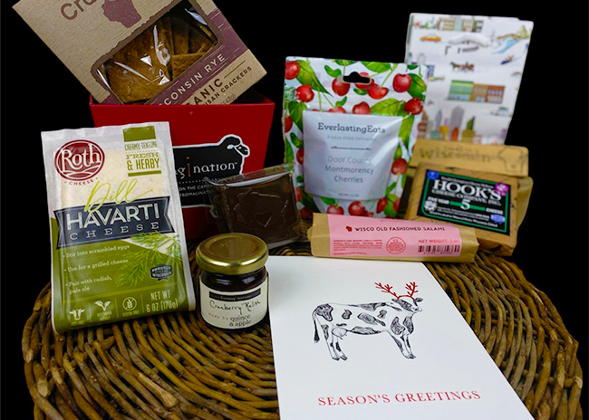 This is picture of the Wisconsin Originals Gift Set, offered by Fromagination.