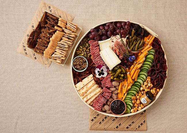 This a picture of Fromagination's Build Your Own Board.