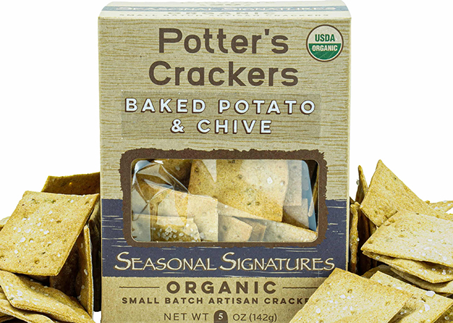 This is a picture of Potter's Baked Potato & Chive Crackers, offered by Fromagination.
